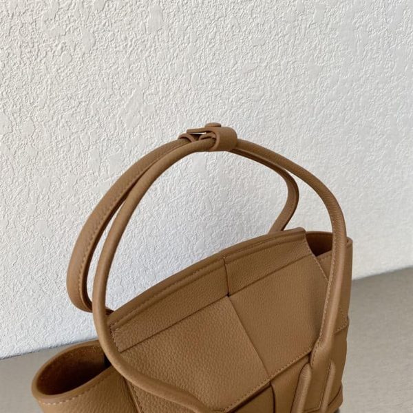 BOTTEGA VENETA WOMEN’S ARCO IN CARAMEL – WBV29 - Image 6