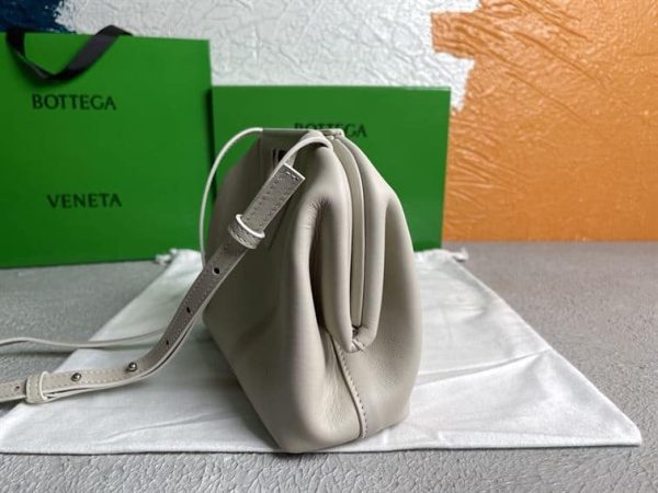 BOTTEGA VENETA WOMEN’S POINT IN CHALK – WBV20 - Image 8