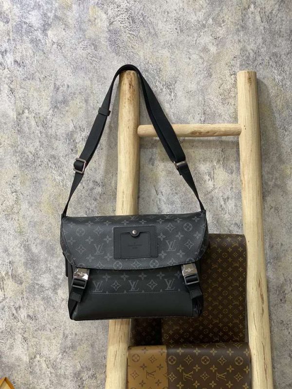 LOUIS VUITTON MESSENGER PM VOYAGER – WLM158 - Image 6