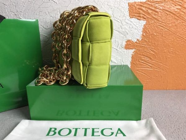 BOTTEGA VENETA WOMEN’S CHAIN CASSETTE IN KIWI – WBV02 - Image 5