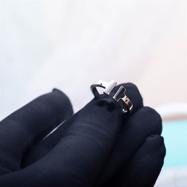 TIFFANY & CO. JEWELREY – WJL69 - Image 3