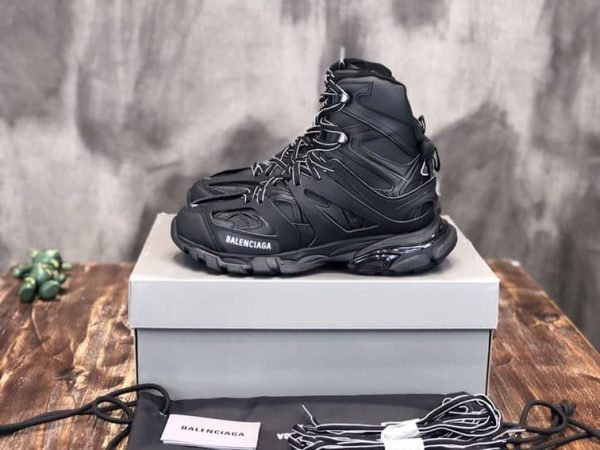 MEN’S TRACK HIKE TRAINERS IN BLACK – BB64 - Image 4