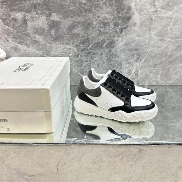ALEXANDER MCQUEEN COURT TRAINERS SNEAKER – AM28 - Image 2