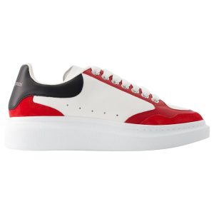ALEXANDER MCQUEEN MEN’S OVERSIZED SNEAKER – AM32