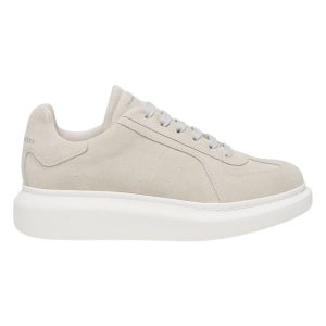 ALEXANDER MCQUEEN RETRO  OVERSIZED SNEAKER – AM38