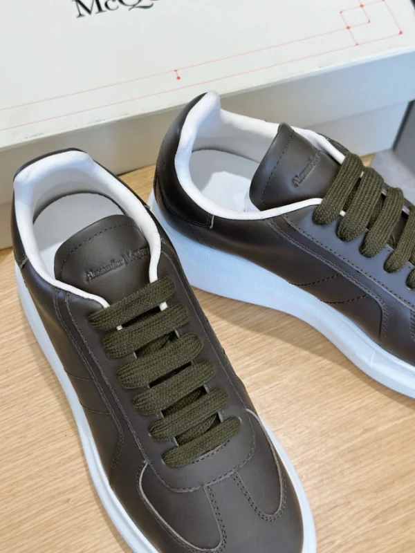 ALEXANDER MCQUEEN RETRO  OVERSIZED SNEAKER – AM39 - Image 9