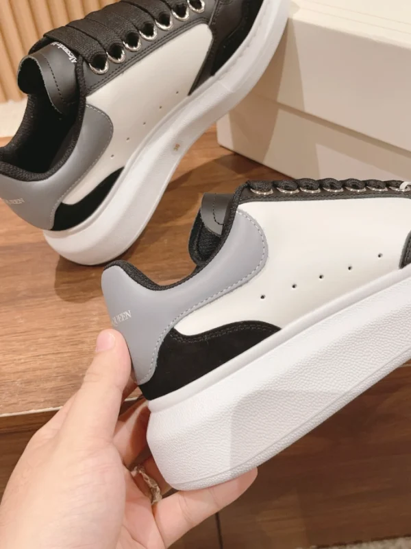 ALEXANDER MCQUEEN OVERSIZED SNEAKER – AM40 - Image 4