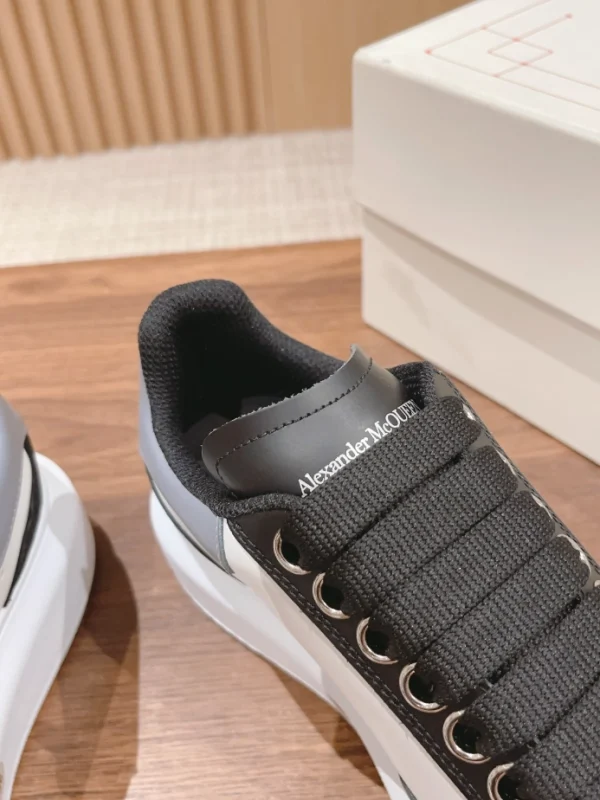 ALEXANDER MCQUEEN OVERSIZED SNEAKER – AM40 - Image 7