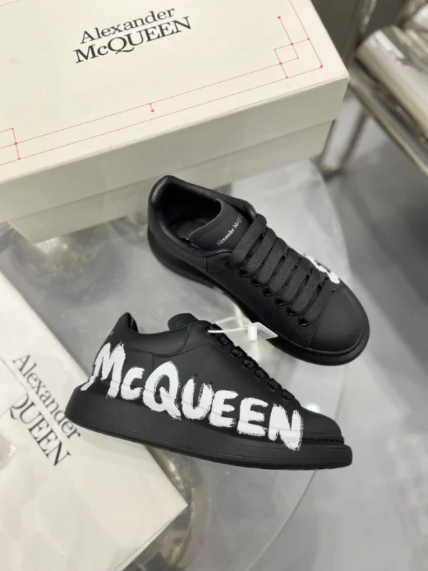 ALEXANDER MCQUEEN OVERSIZED SNEAKER – AM46 - Image 2