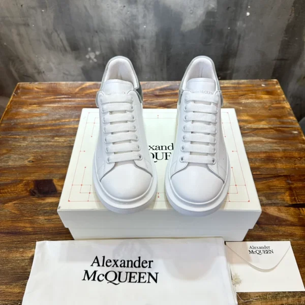 ALEXANDER MCQUEEN OVERSIZED SNEAKER – AM56 - Image 2