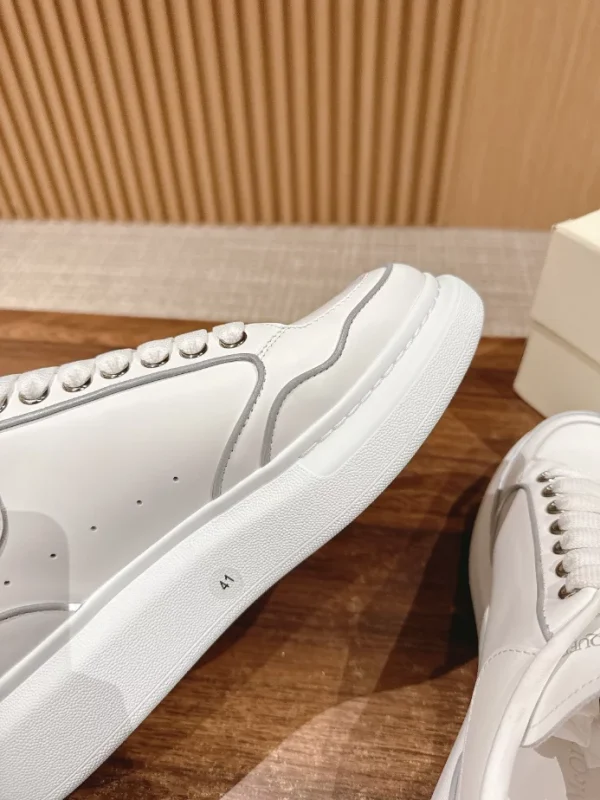 ALEXANDER MCQUEEN OVERSIZED SNEAKER – AM57 - Image 4