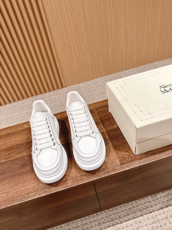 ALEXANDER MCQUEEN OVERSIZED SNEAKER – AM57 - Image 2