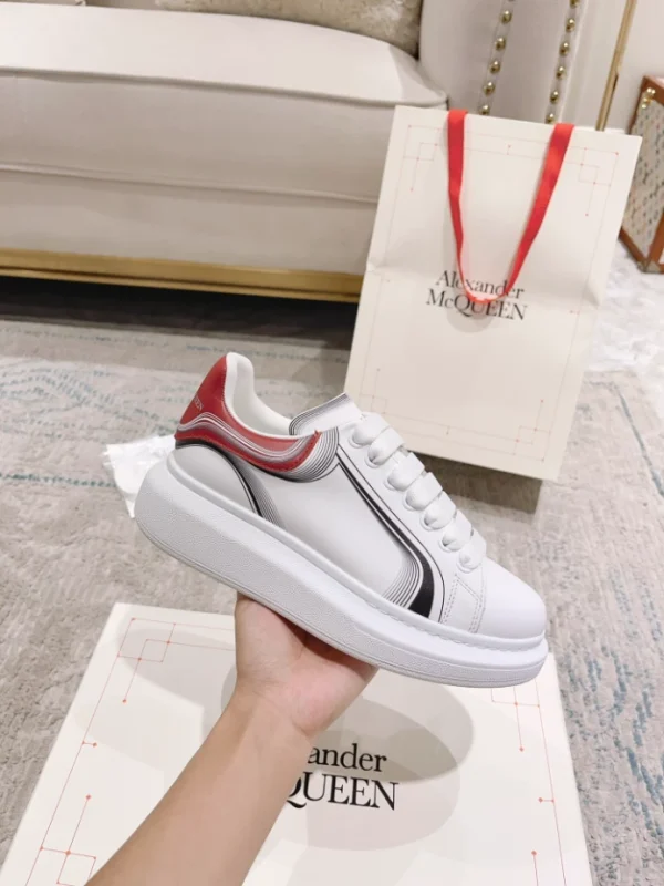 ALEXANDER MCQUEEN OVERSIZED SNEAKER – AM58 - Image 2