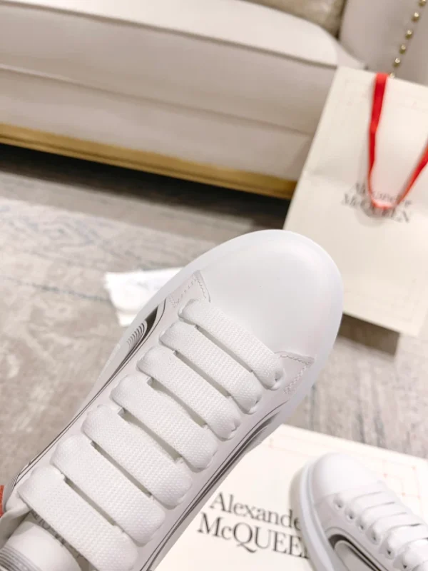 ALEXANDER MCQUEEN OVERSIZED SNEAKER – AM58 - Image 5