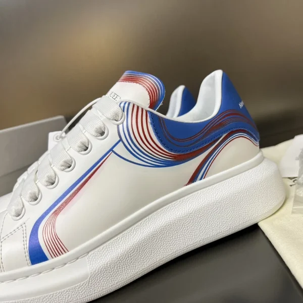 ALEXANDER MCQUEEN OVERSIZED SNEAKER – AM59 - Image 7