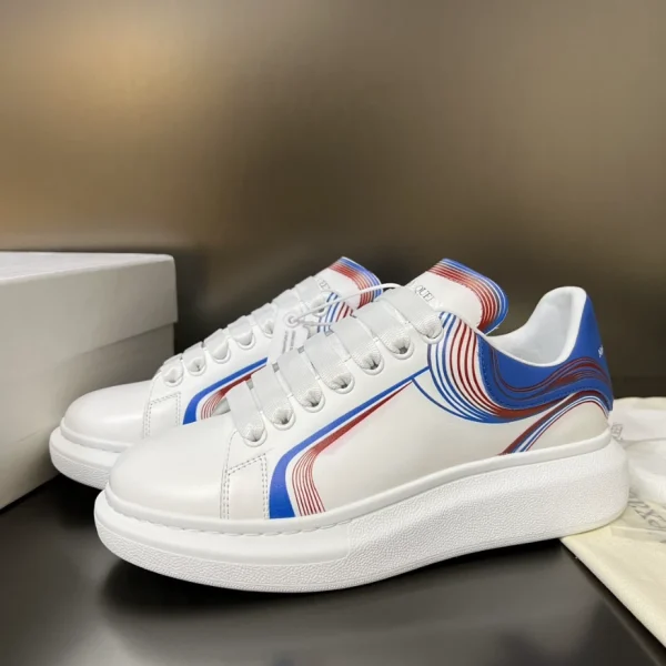 ALEXANDER MCQUEEN OVERSIZED SNEAKER – AM59 - Image 2