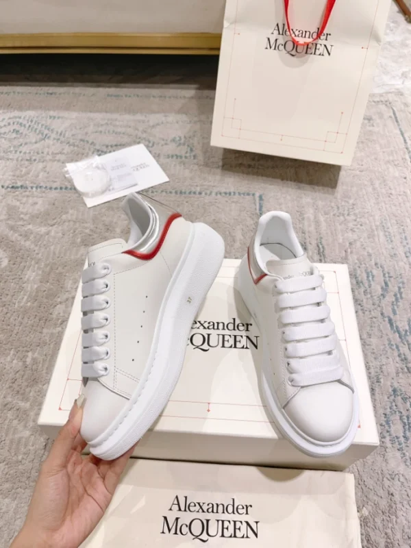 ALEXANDER MCQUEEN OVERSIZED SNEAKER – AM60 - Image 8