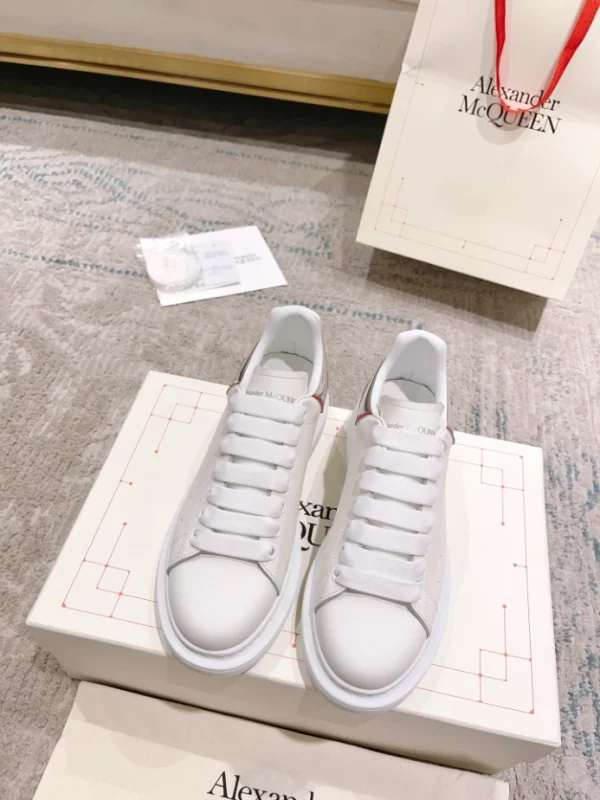 ALEXANDER MCQUEEN OVERSIZED SNEAKER – AM60 - Image 10