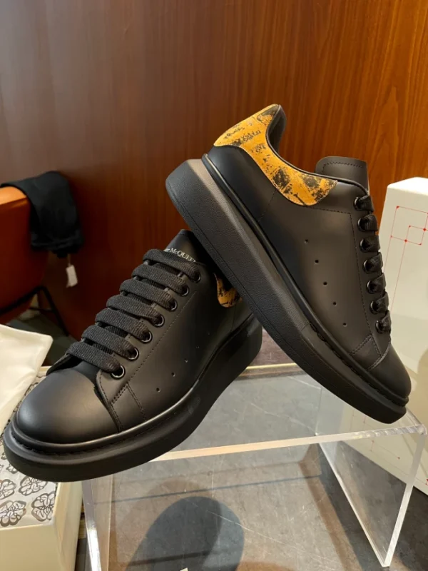 ALEXANDER MCQUEEN OVERSIZED SNEAKER – AM62 - Image 2