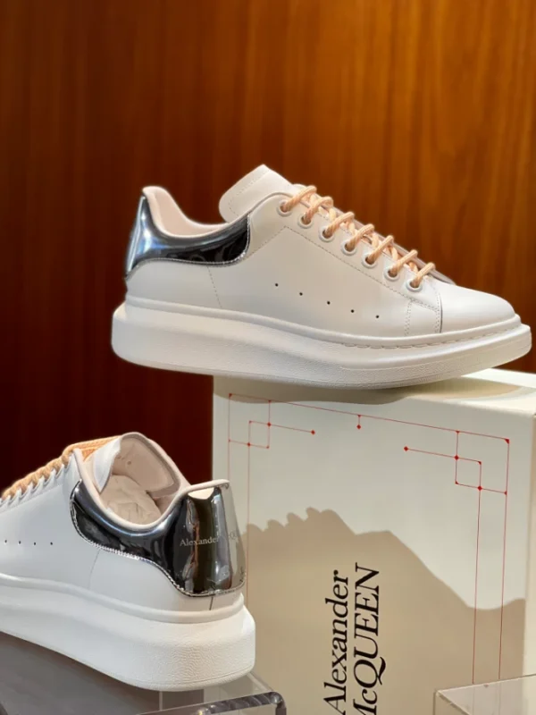 ALEXANDER MCQUEEN OVERSIZED SNEAKER – AM63 - Image 4