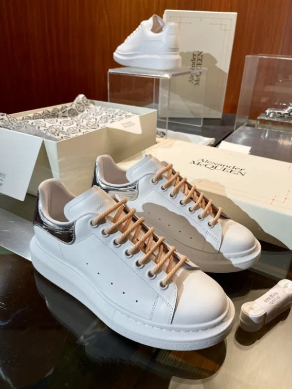 ALEXANDER MCQUEEN OVERSIZED SNEAKER – AM63 - Image 6