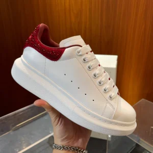 ALEXANDER MCQUEEN OVERSIZED SNEAKER – AM66