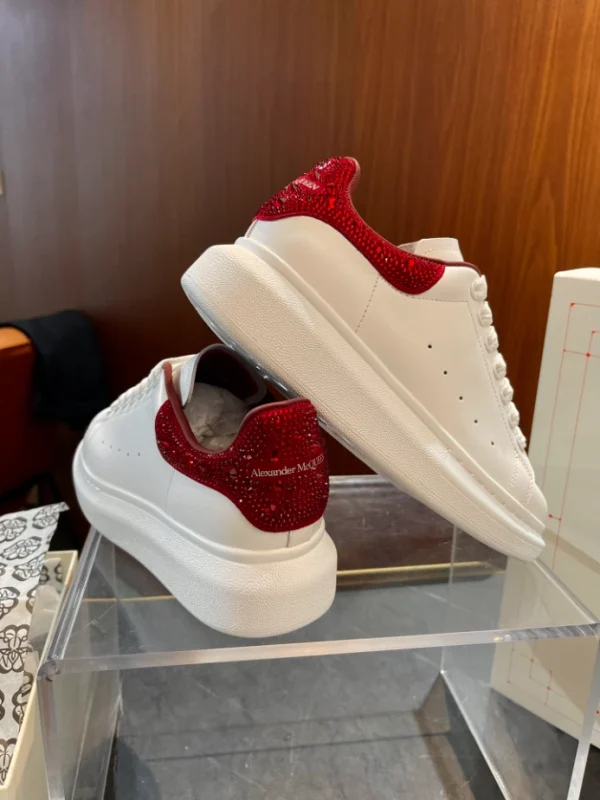 ALEXANDER MCQUEEN OVERSIZED SNEAKER – AM66 - Image 3
