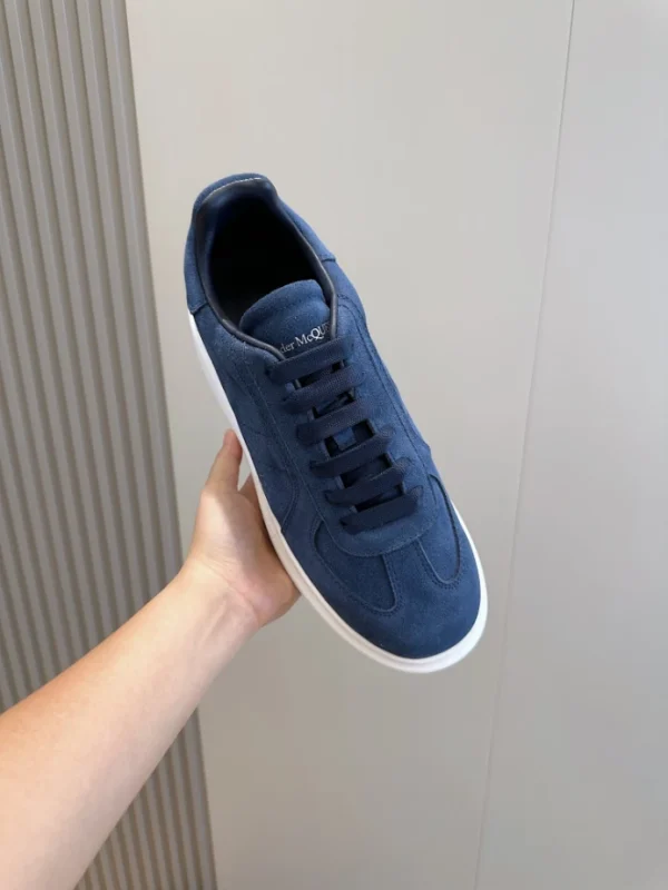 ALEXANDER MCQUEEN RETRO OVERSIZED SNEAKER – AM68 - Image 2