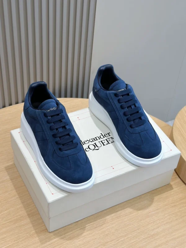 ALEXANDER MCQUEEN RETRO OVERSIZED SNEAKER – AM68 - Image 8