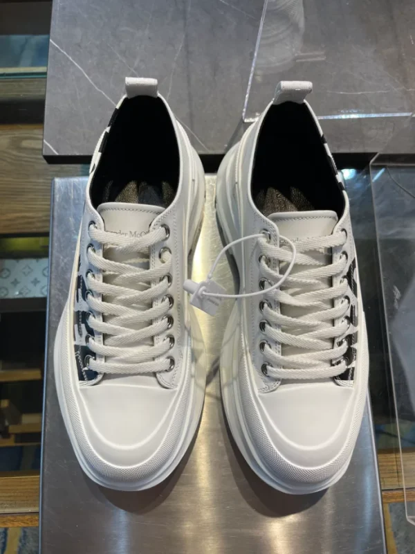 ALEXANDER MCQUEEN TREAD SLICK LACE-UP SNEAKERS – AM42 - Image 4