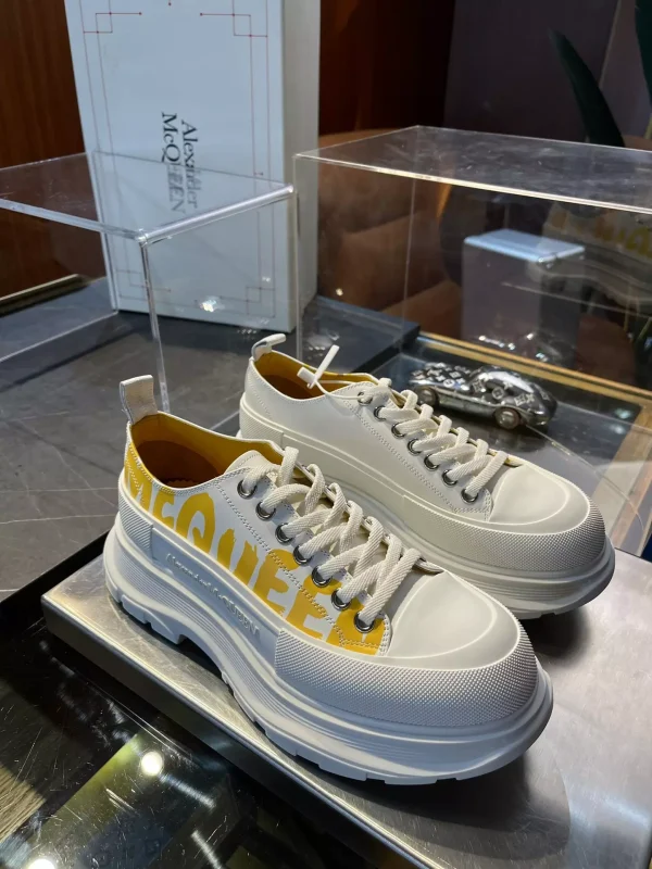 ALEXANDER MCQUEEN TREAD SLICK LACE-UP SNEAKERS – AM50 - Image 3