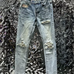 AMIRI JEANS – AJ097