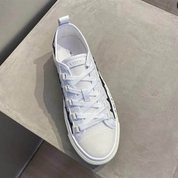 AMIRI STAR-PATCH LOW-TOP SNEAKERS – AM011 - Image 3