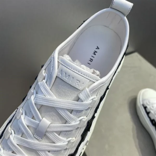 AMIRI STAR-PATCH LOW-TOP SNEAKERS – AM011 - Image 4
