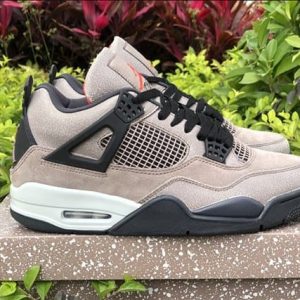 Air Jordan 4 Taupe Haze  – AJH085