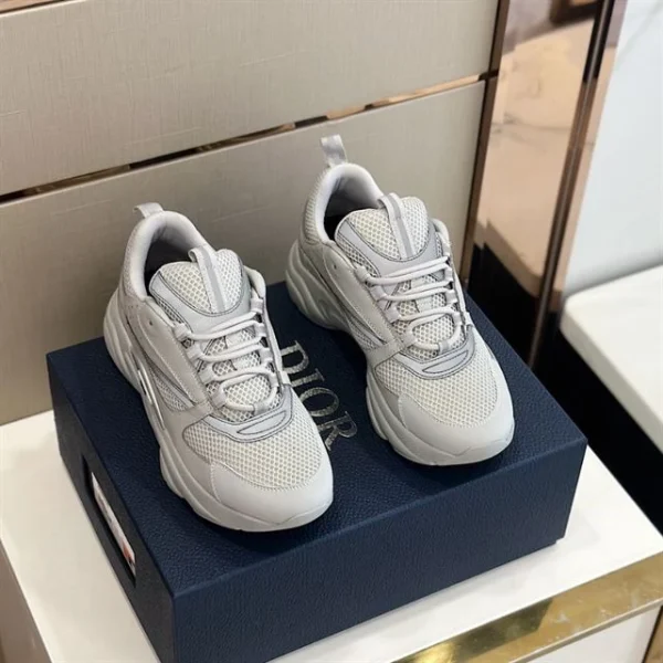 B22 SNEAKER DIOR GRAY TECHNICAL MESH AND SMOOTH CALFSKIN – CD131 - Image 6