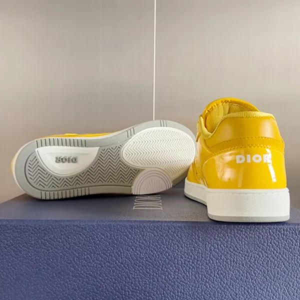 B27 LOW-TOP SNEAKER – CD169 - Image 3
