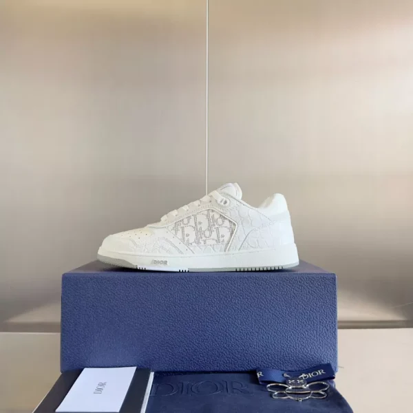 B27 LOW-TOP SNEAKER – CD173 - Image 2