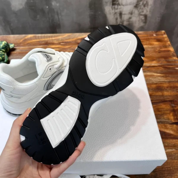 B30 LOW-TOP SNEAKER WHITE MESH AND TECHNICAL FABRIC – CD104 - Image 6