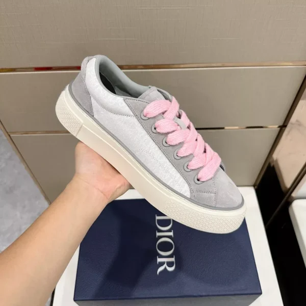 B33 SNEAKER DIOR OBLIQUE JACQUARD AND SUEDE – CD153 - Image 2