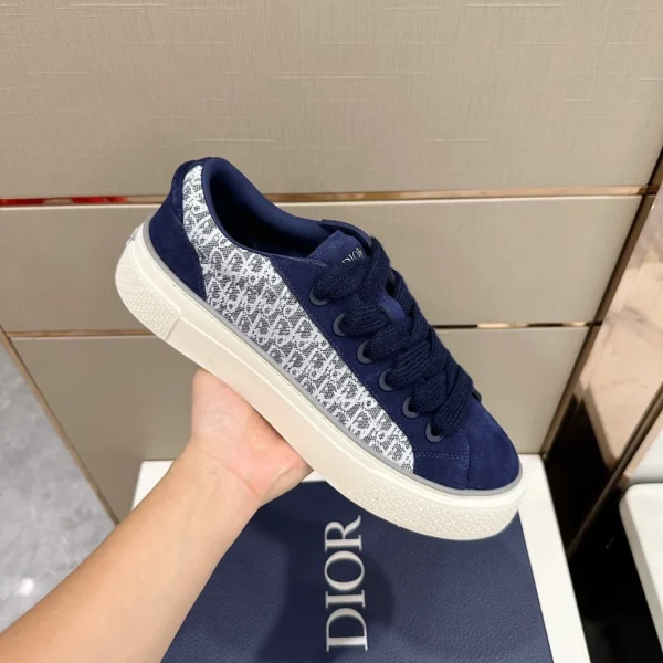 B33 SNEAKER DIOR OBLIQUE JACQUARD AND SUEDE – CD155 - Image 2