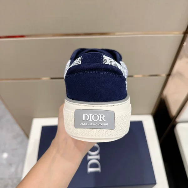 B33 SNEAKER DIOR OBLIQUE JACQUARD AND SUEDE – CD155 - Image 8