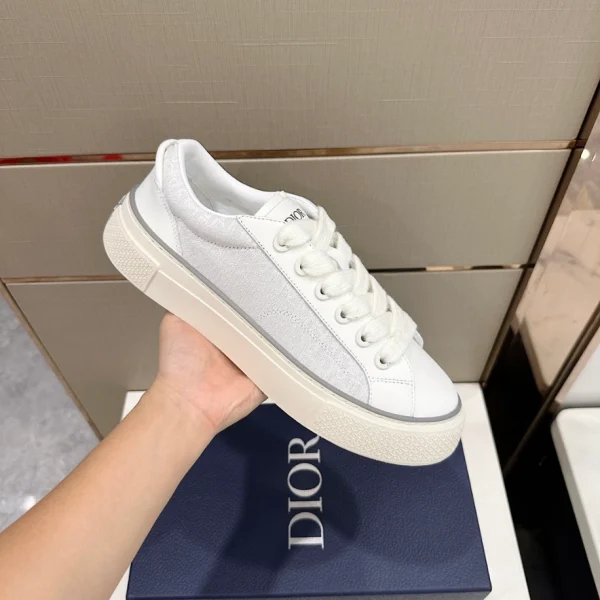 B33 SNEAKER SMOOTH CALFSKIN AND DIOR OBLIQUE JACQUARD – CD157 - Image 2