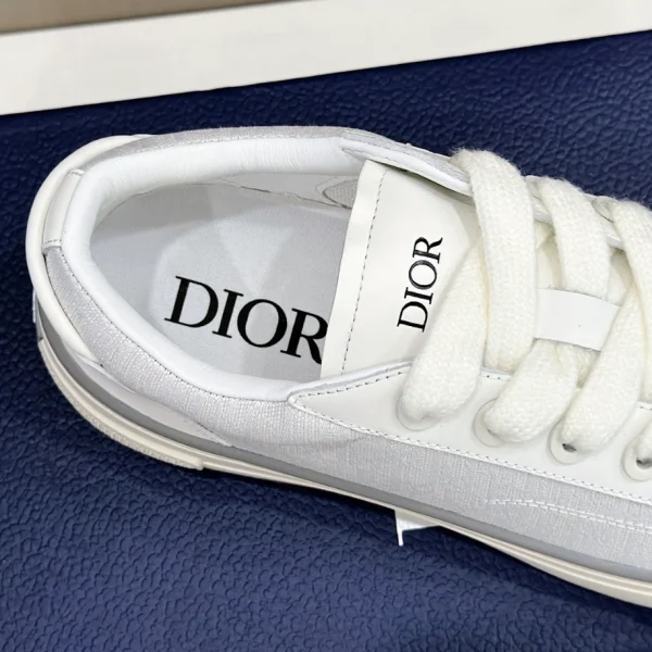 B33 SNEAKER SMOOTH CALFSKIN AND DIOR OBLIQUE JACQUARD – CD157 - Image 6
