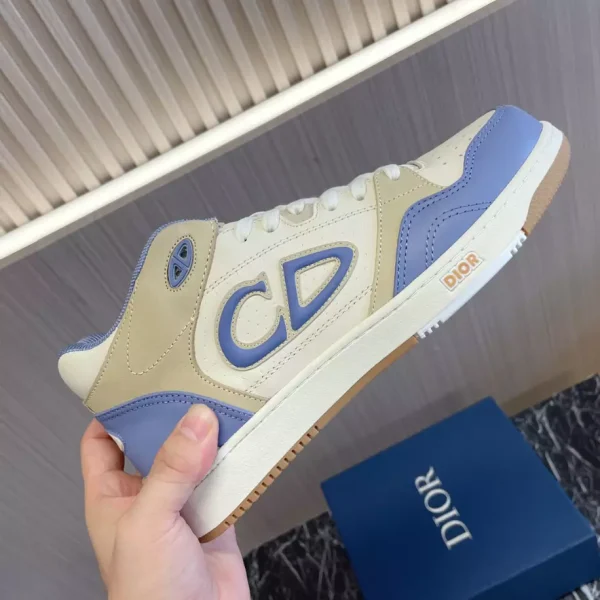 B57 MID-TOP SNEAKER – CD163 - Image 2