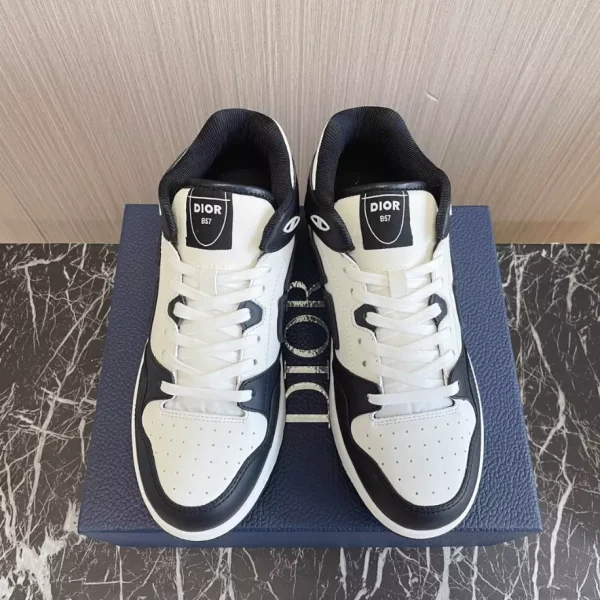 B57 MID-TOP SNEAKER – CD164 - Image 8