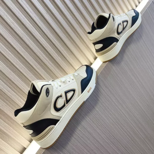 B57 MID-TOP SNEAKER – CD165 - Image 3