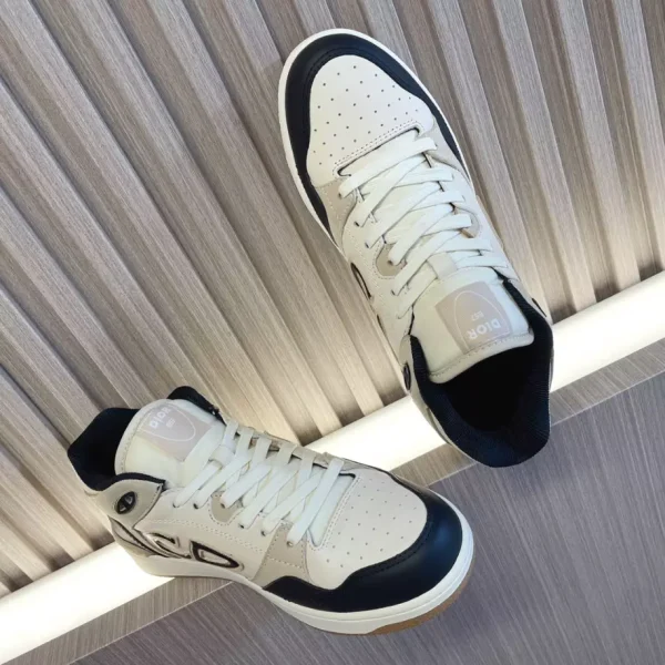 B57 MID-TOP SNEAKER – CD165 - Image 6