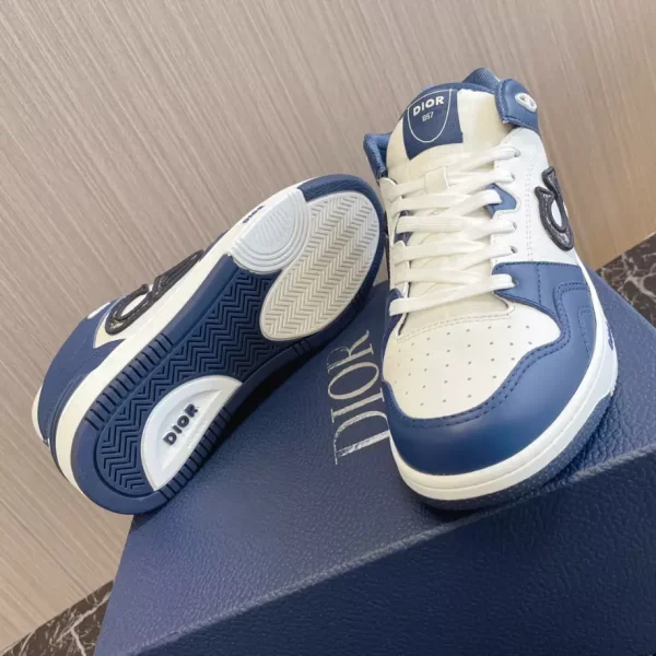 B57 MID-TOP SNEAKER – CD166 - Image 4