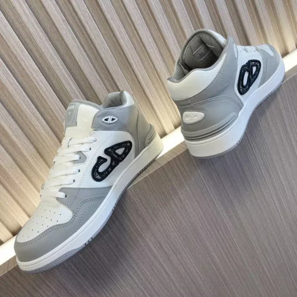 B57 MID-TOP SNEAKER – CD167 - Image 3